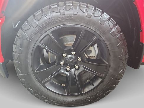 Used 2020 RAM 1500 Big Horn AWD/4WD image 33