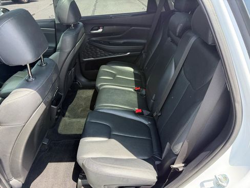Used 2019 Hyundai Santa Fe Limited FWD image 16