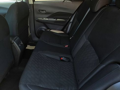 Used 2024 Nissan Kicks SV FWD image 13