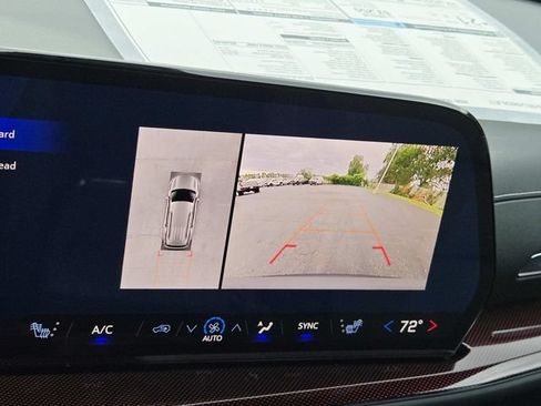 New 2026 Chevrolet Traverse Z71 w/ Driver Confidence Package AWD/4WD image 22