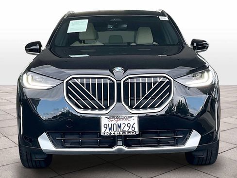 Used 2026 BMW X3 xDrive30 w/ Convenience Package AWD/4WD image 3