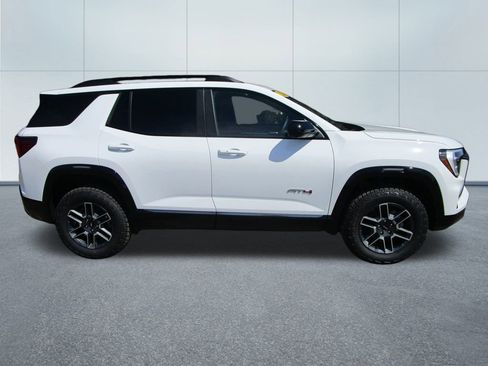 New 2026 GMC Terrain AT4 w/ Technology Package II AWD/4WD image 7