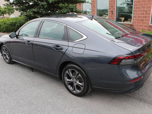 Used 2023 Honda Accord EX image 8