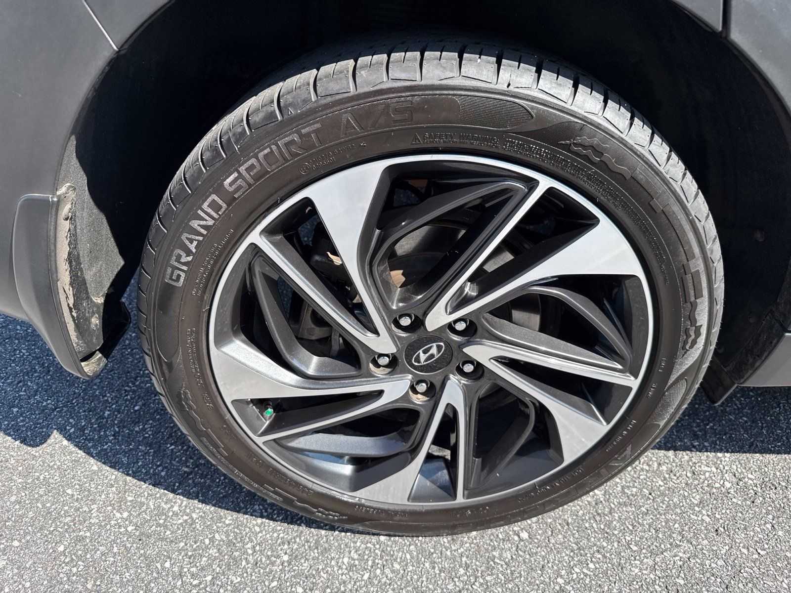 Used 2020 Hyundai Tucson Sport FWD image 9
