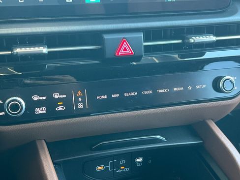 Certified 2026 Kia Sportage X-Line AWD/4WD image 19