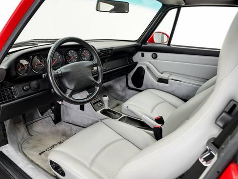 Used 1995 Porsche 911 Carrera RWD image 4