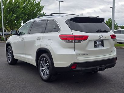Used 2017 Toyota Highlander XLE