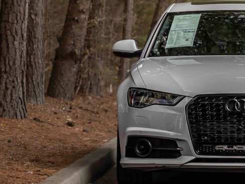 Used 2017 Audi S6 Prestige w/ S6 Sport Package image 32