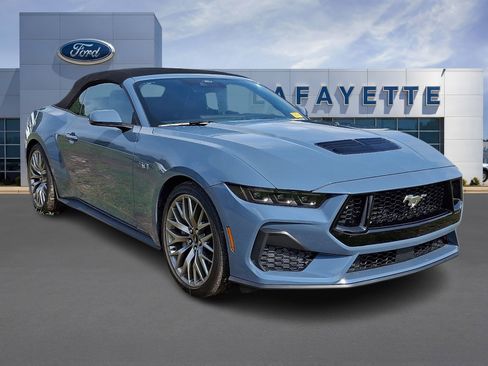 Used 2025 Ford Mustang GT Premium RWD image 1