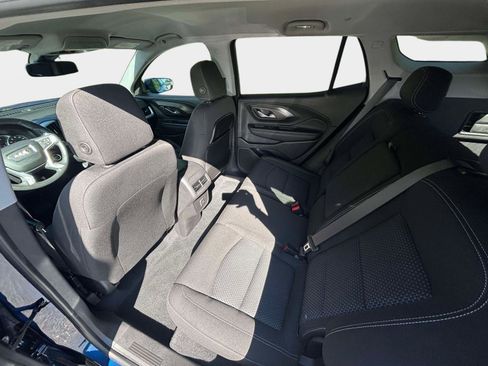 Used 2022 GMC Terrain SLE w/ Driver Convenience Package image 13