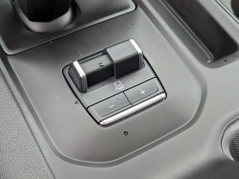 Used 2022 GMC Sierra 1500 AT4 w/ AT4 Preferred Package image 24