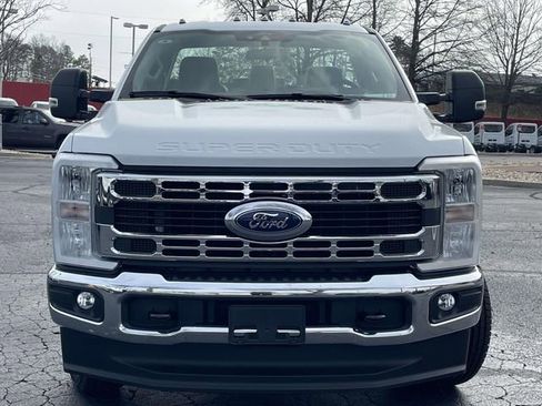 New 2026 Ford F550 2WD Regular Cab Super Duty image 23