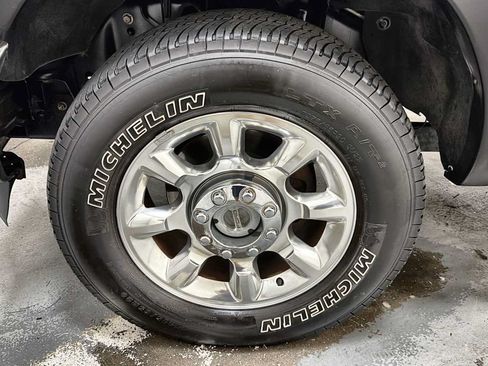 Used 2016 Ford F250 Lariat w/ Lariat Ultimate Package AWD/4WD image 10