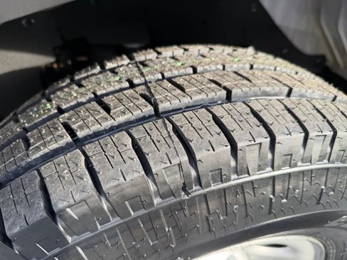 Used 2020 Chevrolet Express 2500 w/ Driver Convenience Package image 33