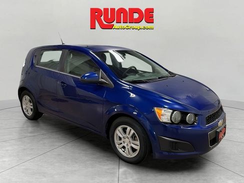 Used 2014 Chevrolet Sonic LT image 7