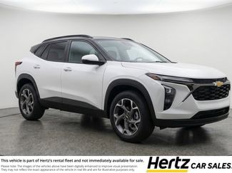 Used 2025 Chevrolet Trax LT FWD video 1