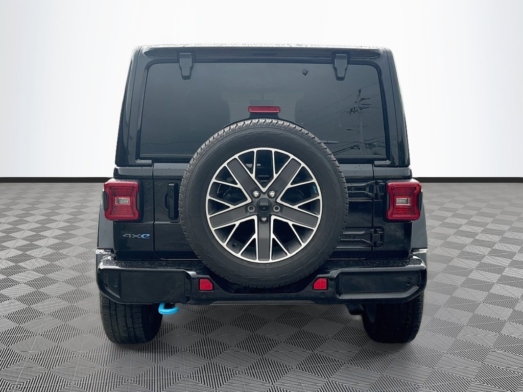 Certified 2023 Jeep Wrangler Unlimited Sahara AWD/4WD image 7