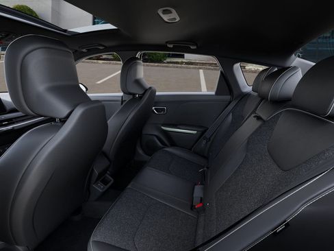 New 2025 Kia K4 GT-Line image 18