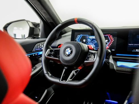 Used 2025 BMW M5 w/ Carbon Package image 10