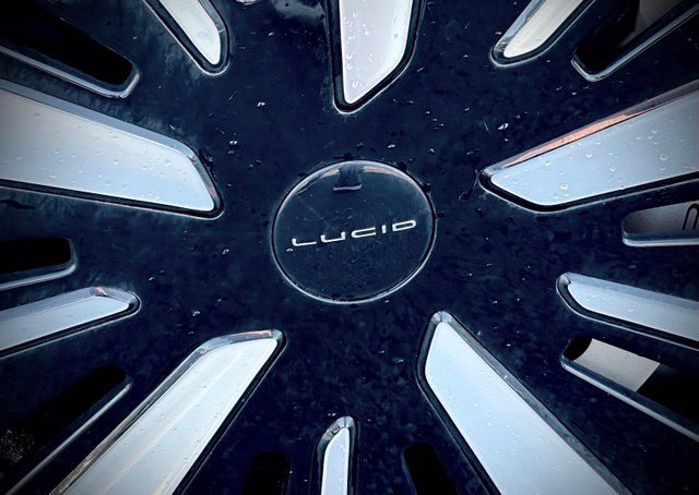 Used 2023 Lucid Air Touring AWD/4WD image 13