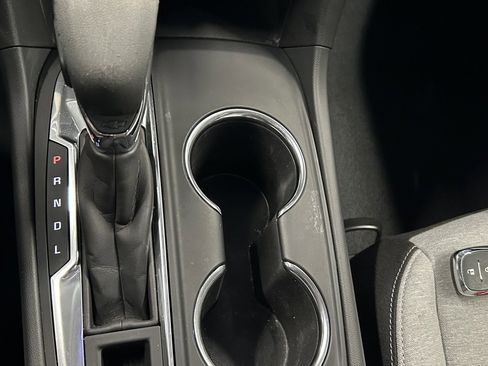 Used 2024 Chevrolet Equinox LS w/ LS Convenience Package image 34