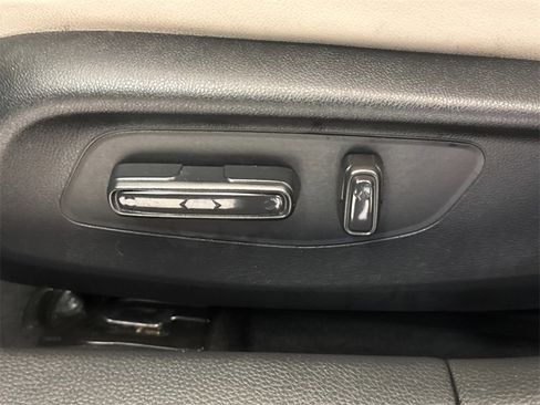 Certified 2024 Honda Civic Touring image 22