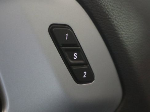 New 2026 Chrysler Pacifica Limited image 37