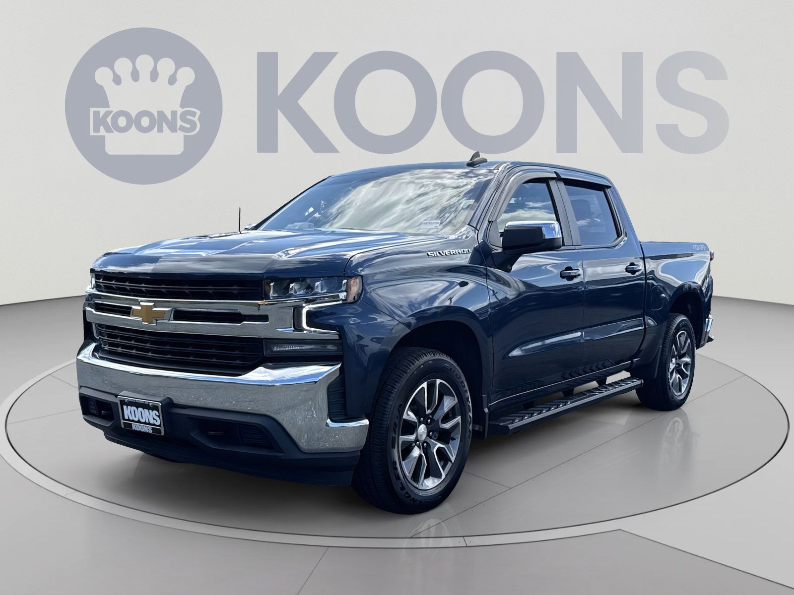 Used 2022 Chevrolet Silverado 1500 LT AWD/4WD image 5