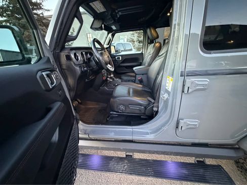 Used 2021 Jeep Wrangler Unlimited Rubicon image 15