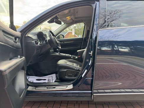 Used 2017 MAZDA CX-5 Grand Touring w/ Premium Package image 8