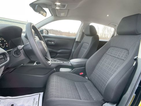 Certified 2024 Honda HR-V LX image 12