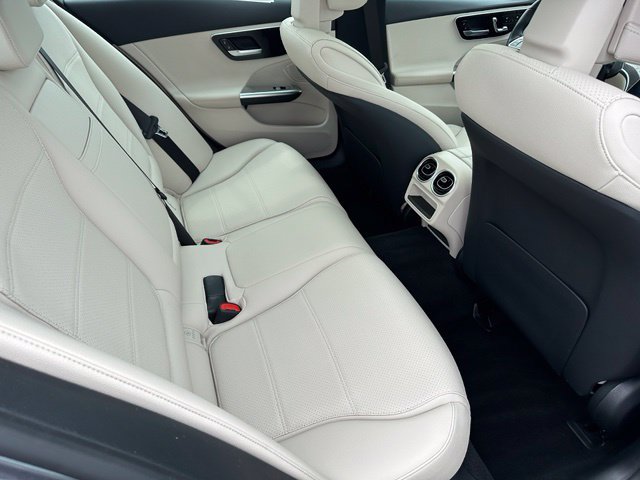 Used 2024 Mercedes-Benz C 300 4MATIC Sedan image 11