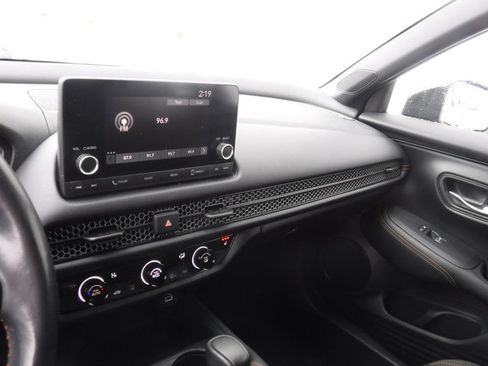 Used 2023 Honda HR-V Sport image 21