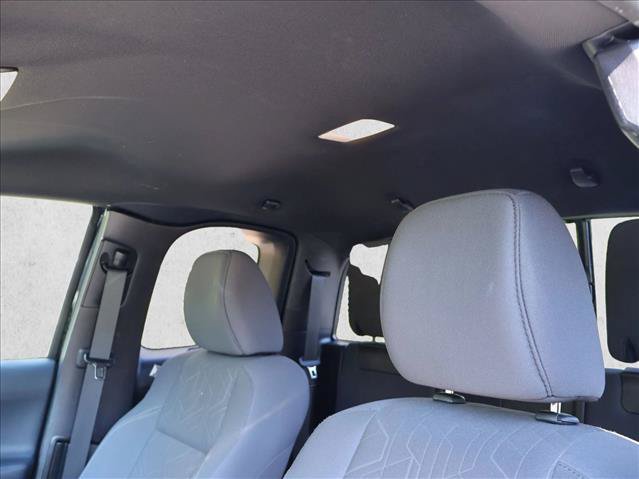 Used 2019 Toyota Tacoma TRD Off-Road w/ Technology Package AWD/4WD image 20