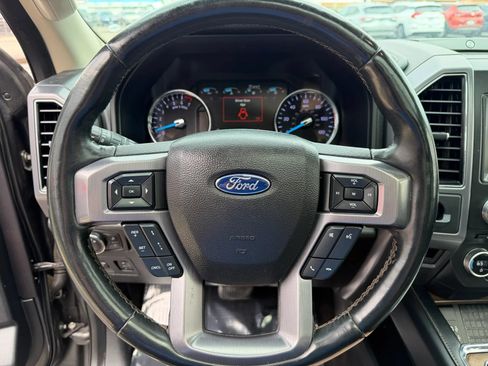 Used 2018 Ford Expedition Platinum AWD/4WD image 25