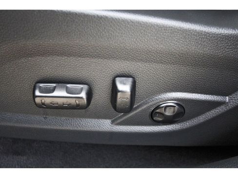Used 2018 Hyundai Santa Fe Sport w/ 2.4L Value Package 02 FWD image 24