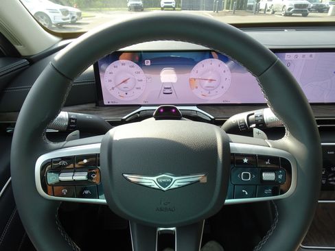 New 2025 Genesis GV80 2.5T Prestige image 16