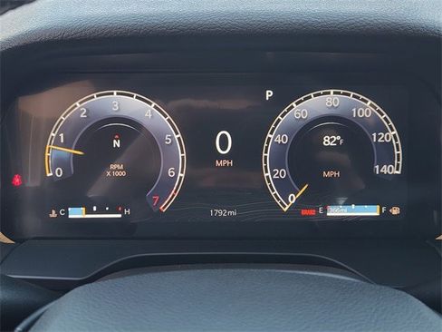 New 2025 Jeep Grand Cherokee Altitude image 11