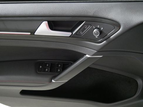 Used 2016 Volkswagen GTI S FWD image 19