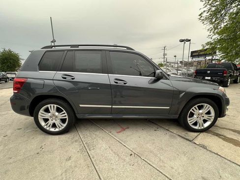 Used 2015 Mercedes-Benz GLK 350 4MATIC image 4