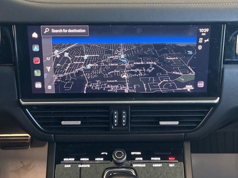 Used 2023 Porsche Cayenne GTS AWD/4WD image 19