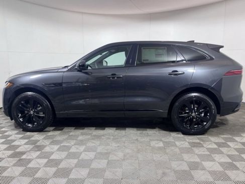 New 2026 Jaguar F-PACE R-Dynamic S image 9