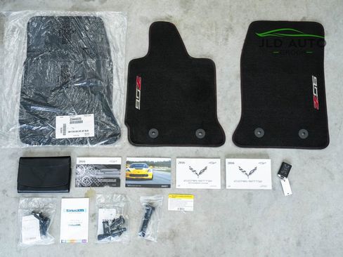 Used 2016 Chevrolet Corvette Z06 w/ 3LZ Preferred Equipment Group image 62