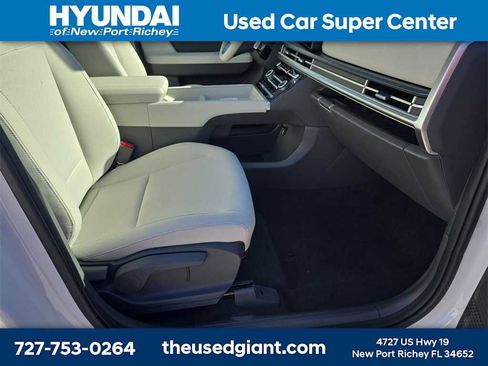 New 2026 Hyundai Santa Fe SE image 22