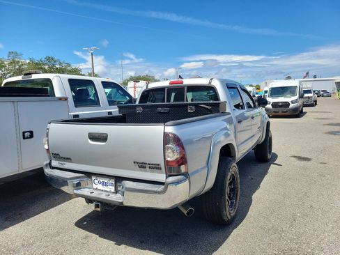 Used 2012 Toyota Tacoma PreRunner w/ SR5 Pkg RWD image 4