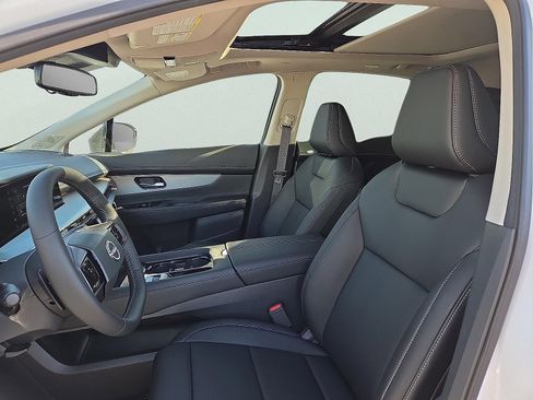 New 2025 Nissan Murano SL image 13