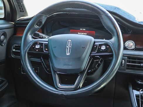 Used 2022 Lincoln Corsair Reserve w/ Luxury Package AWD/4WD image 15