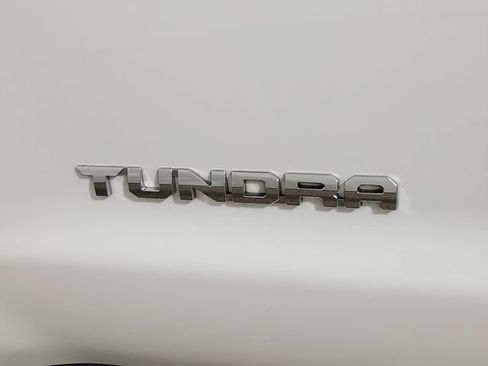Used 2019 Toyota Tundra SR5 w/ SR5 Upgrade Package RWD image 9