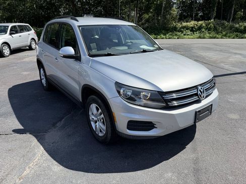 Used 2016 Volkswagen Tiguan S AWD/4WD image 3