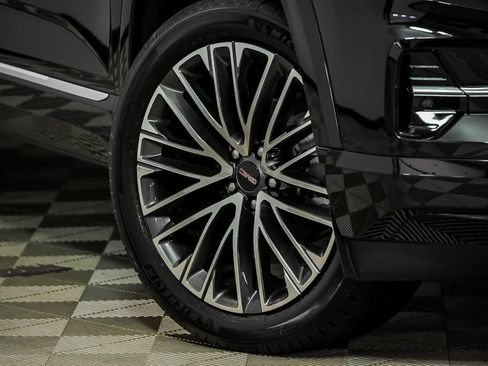 New 2026 GMC Terrain Denali w/ LPO, Floor Liner Package AWD/4WD image 3